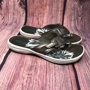 Clarks Women's Brown Floral Flip Flop Sandals Sz 7